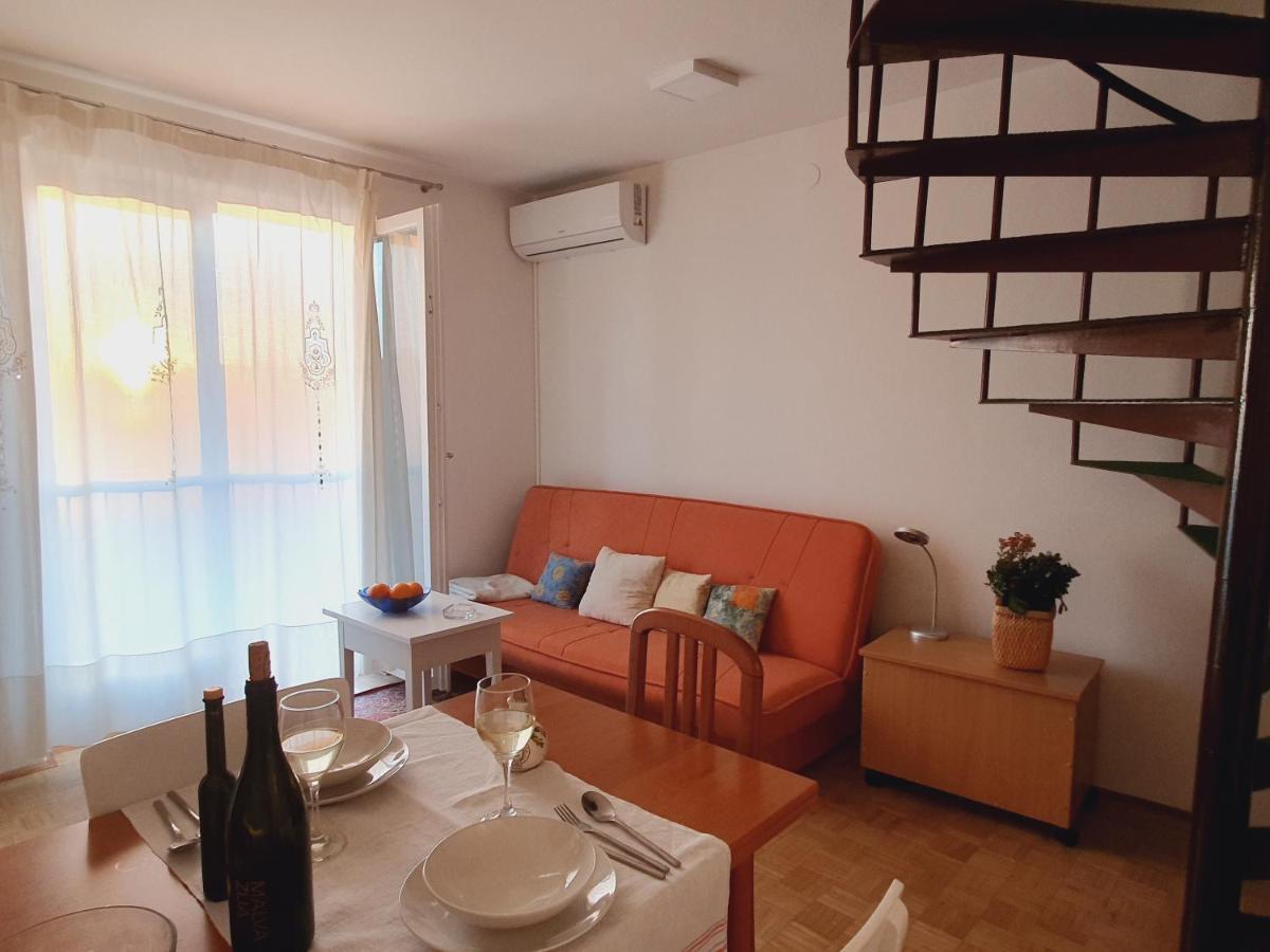 Apartment Gracijela Пореч Екстер'єр фото